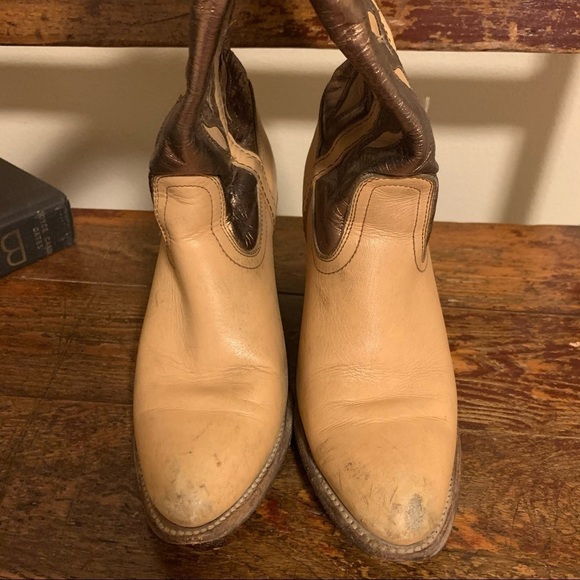 Frye Vintage Metallic Cowboy Western Boots Tan Festival Bohemian Unique! - Picture 8 of 16
